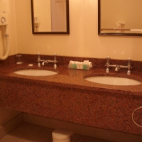 bathroom3